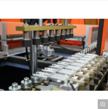 YCQ-20L-1 Blow molding machine to make PET plastic bottle