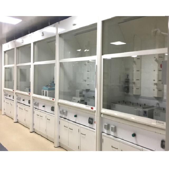 Clean room fume hood